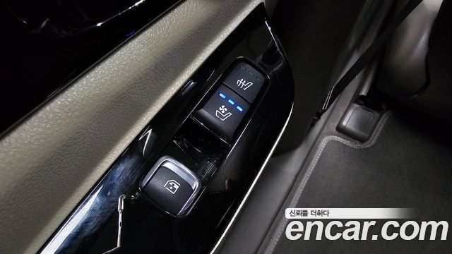 Kia Canival 2022 — photo 18