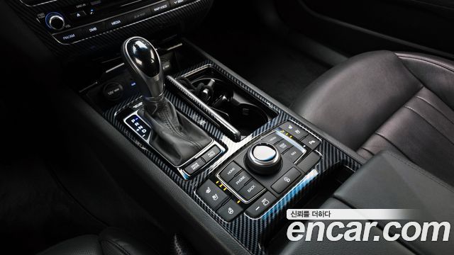 Hyundai Genesis 2016 — photo 9