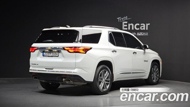 Chevrolet Korea Traverse 2022 — photo 2