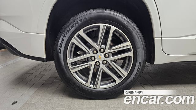 Chevrolet Korea Traverse 2022 — photo 5