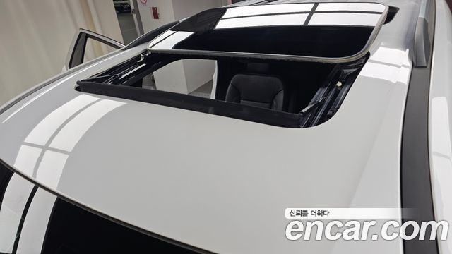 Chevrolet Korea Traverse 2022 — photo 19