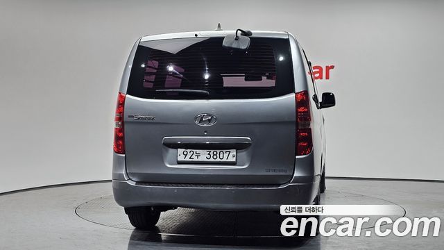 Hyundai Starex 2015 — photo 4