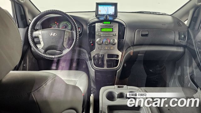 Hyundai Starex 2015 — photo 7