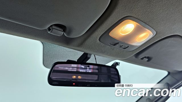 Hyundai Starex 2015 — photo 16