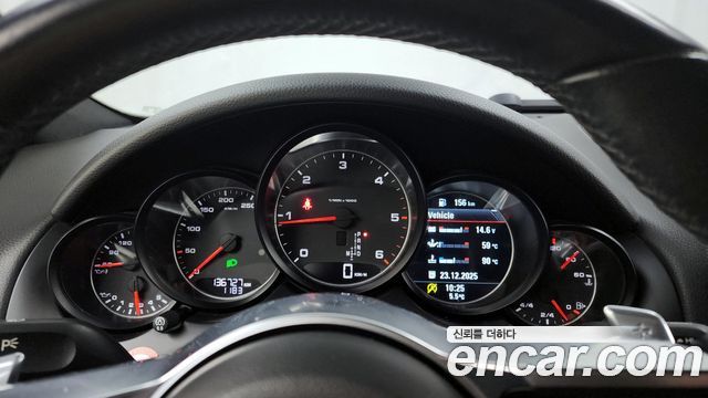 Porsche Cayenne 2015 — photo 8