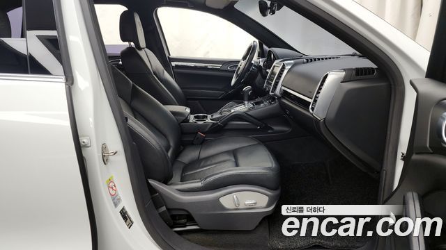 Porsche Cayenne 2015 — photo 11