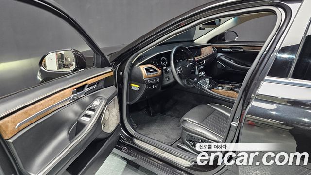 Genesis G90 2019 — photo 11