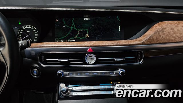 Genesis G90 2019 — photo 19