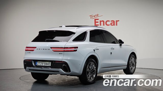 Genesis GV70 2021 — photo 2