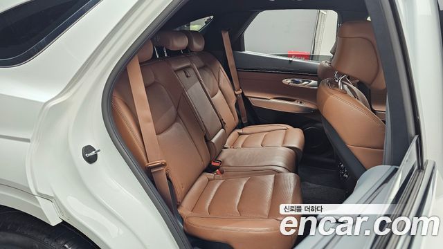 Genesis GV70 2021 — photo 12