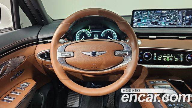 Genesis GV70 2021 — photo 13