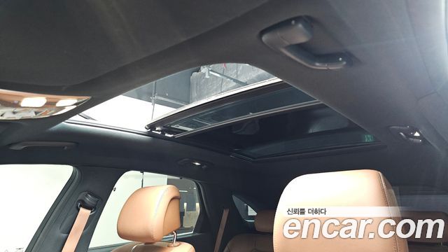 Genesis GV70 2021 — photo 16