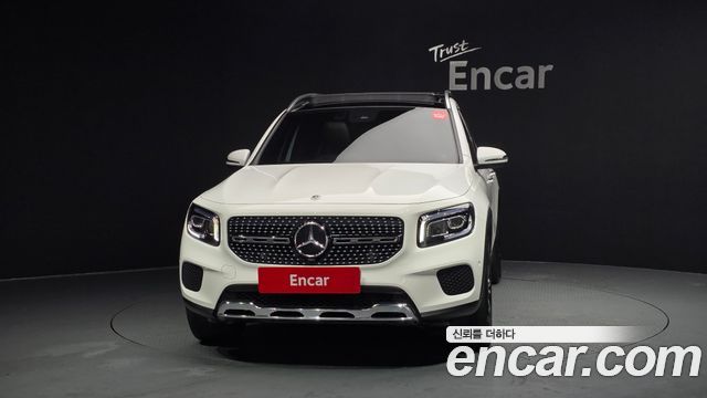 Mercedes-Benz GLB-Class 2021 — photo 3