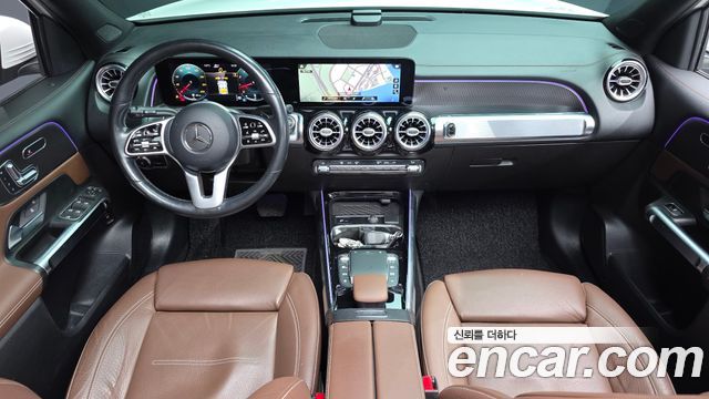 Mercedes-Benz GLB-Class 2021 — photo 7