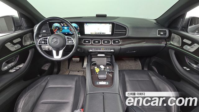 Mercedes-Benz GLE-Class 2021 — photo 7