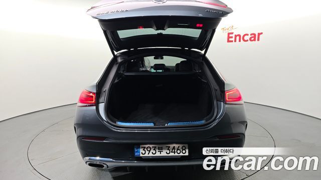 Mercedes-Benz GLE-Class 2021 — photo 20