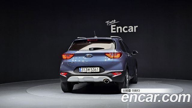 Kia Stonic 2018 — photo 4