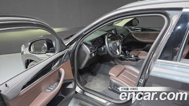 BMW X4 2021 — photo 10