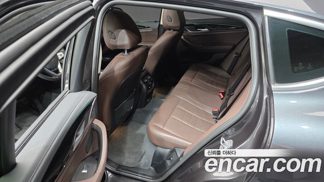 BMW X4 2021 — photo 11