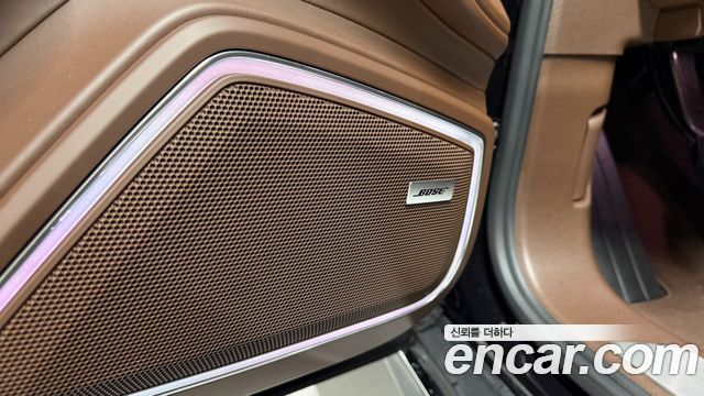 Porsche Panamera 2023 — photo 10