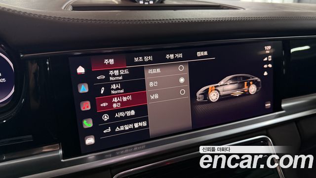 Porsche Panamera 2023 — photo 15
