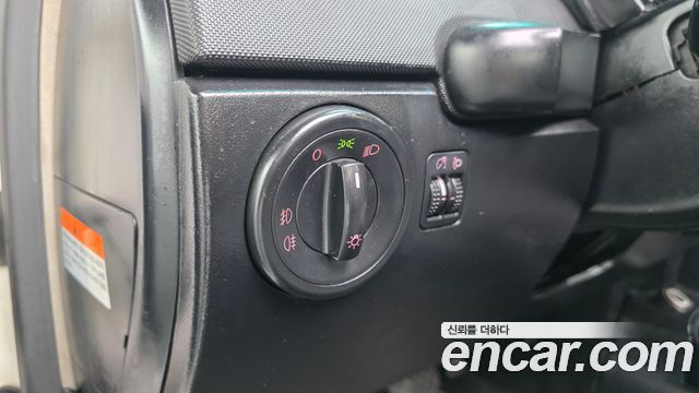 Volkswagen Beatle 2011 — photo 13