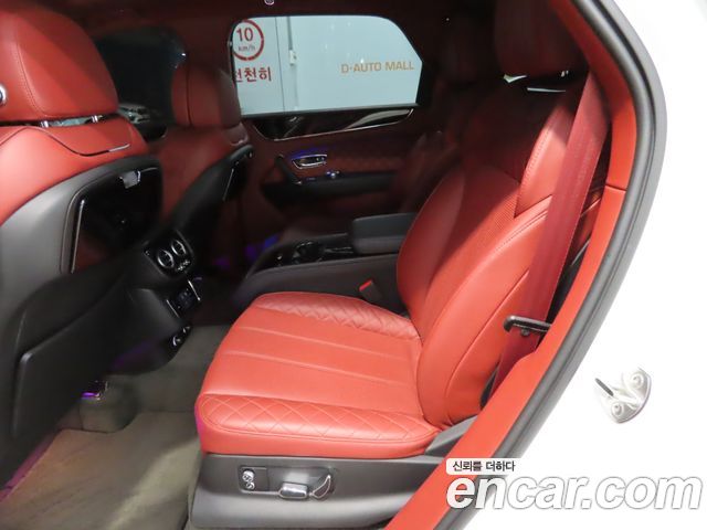 Bentley Bentayga 2018 — photo 7