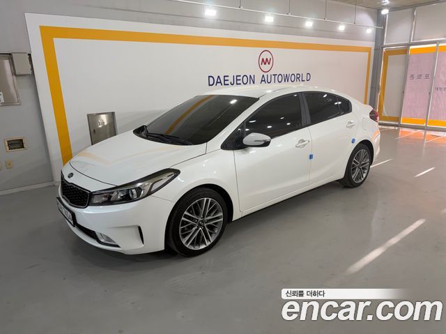 Kia K3 2017 — photo 2