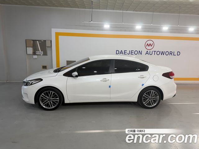 Kia K3 2017 — photo 3
