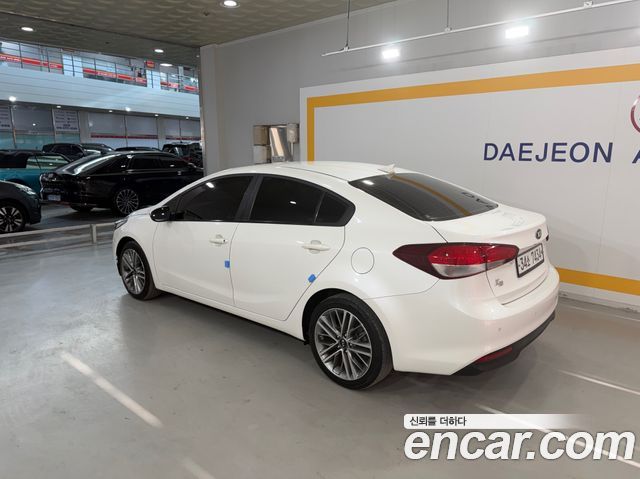 Kia K3 2017 — photo 4