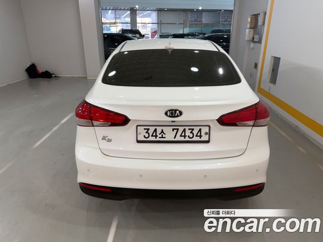 Kia K3 2017 — photo 5