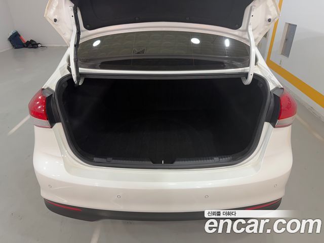 Kia K3 2017 — photo 6