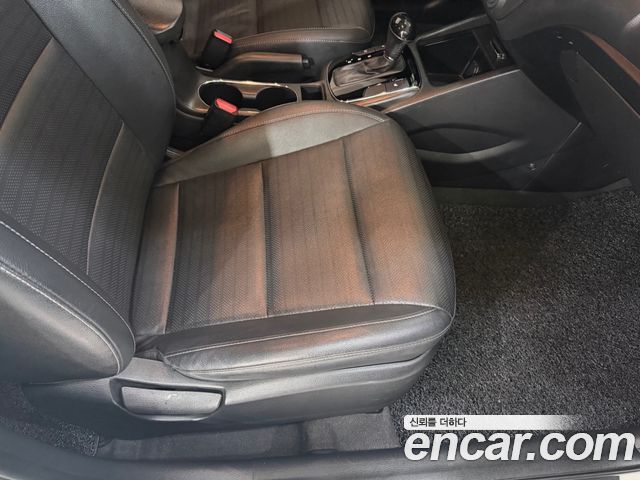 Kia K3 2017 — photo 11