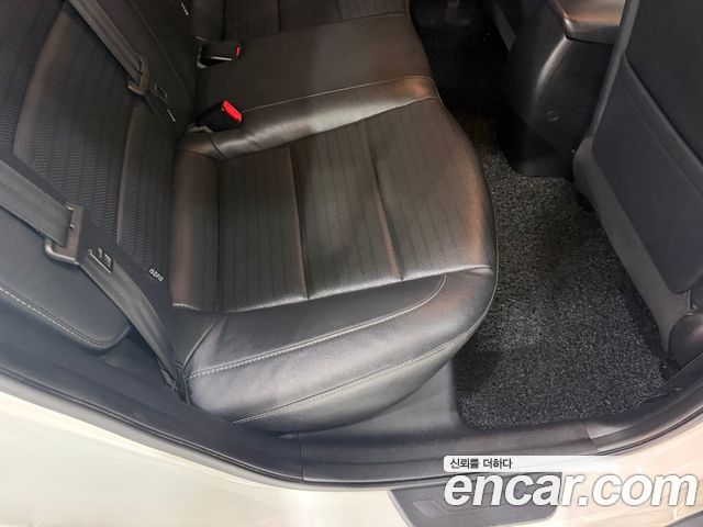 Kia K3 2017 — photo 13