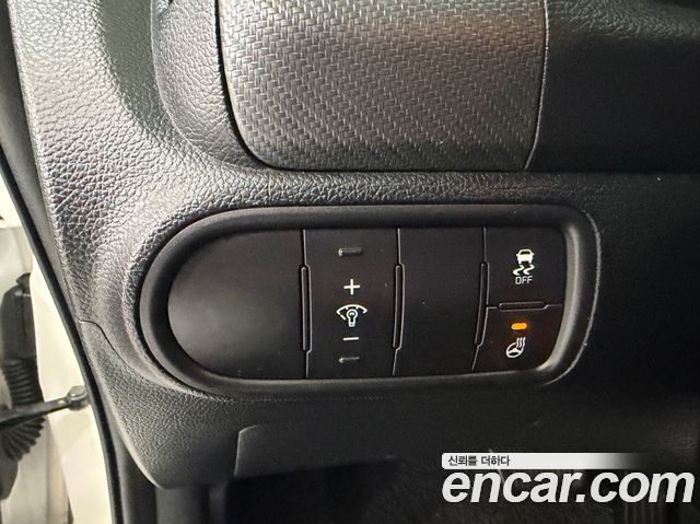 Kia K3 2017 — photo 16