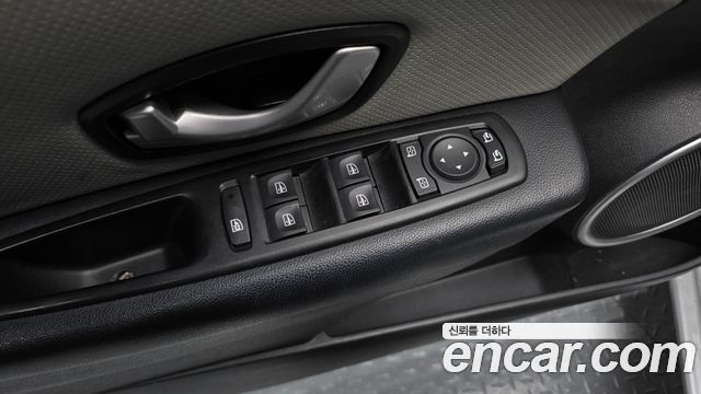 Renault Korea SM3 2018 — photo 18