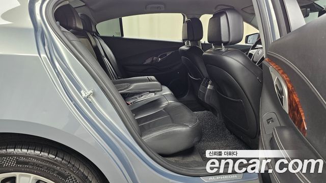 Chevrolet Korea Alpheon 2012 — photo 12