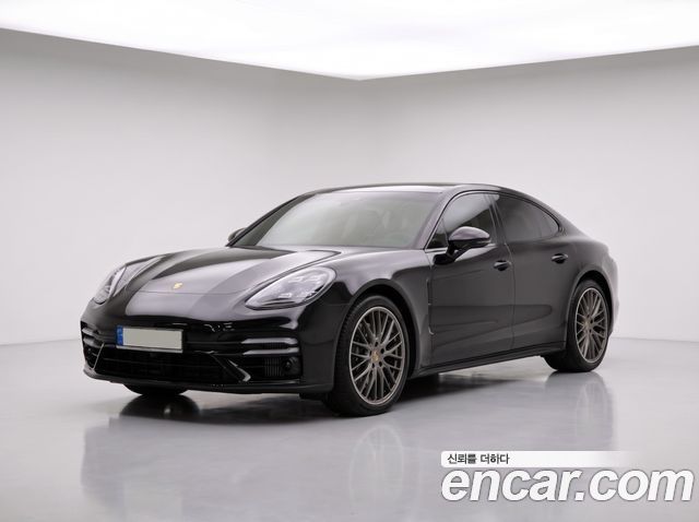 Porsche Panamera 2023 — photo 3