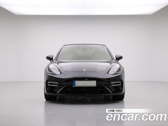 Porsche Panamera 2023 — photo 4