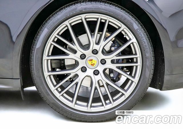 Porsche Panamera 2023 — photo 6