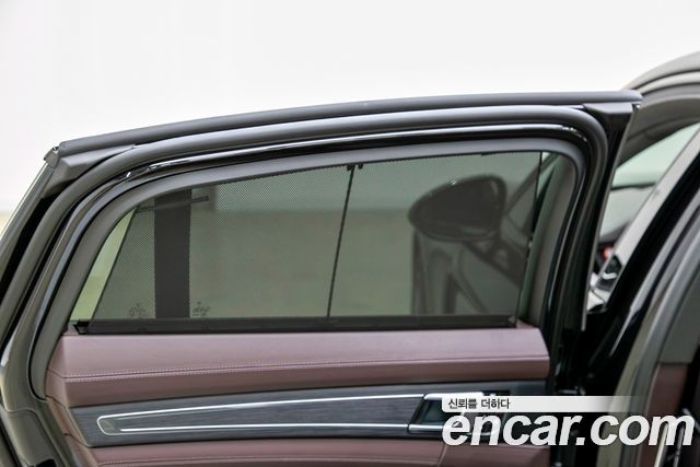 Porsche Panamera 2023 — photo 17