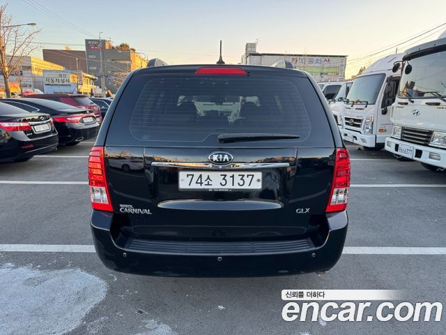 Kia Canival 2014 — photo 4