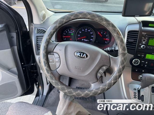 Kia Canival 2014 — photo 9