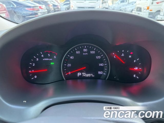 Kia Canival 2014 — photo 10