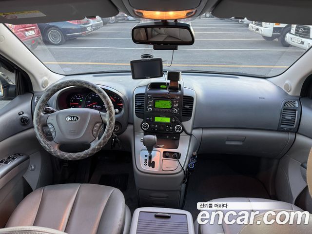 Kia Canival 2014 — photo 14