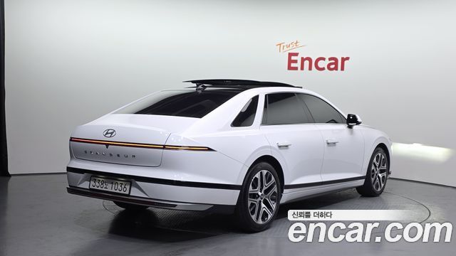 Hyundai Grandeur 2023 — photo 2