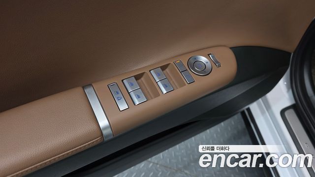 Hyundai Grandeur 2023 — photo 11