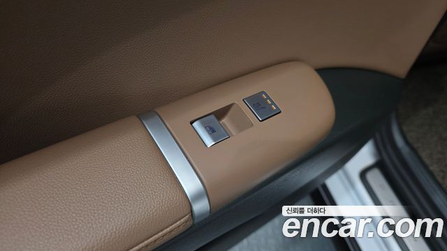 Hyundai Grandeur 2023 — photo 17