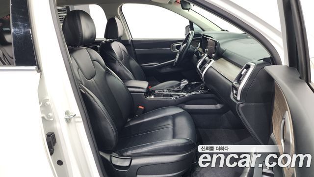 Kia Sorento 2022 — photo 11