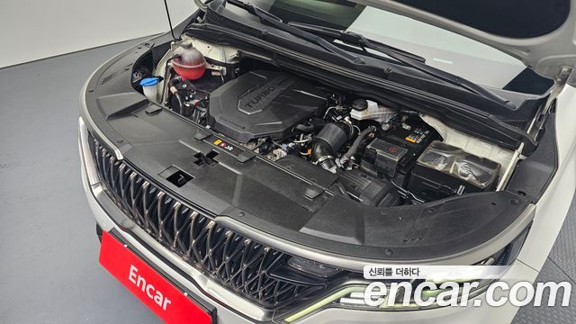 Kia Canival 2022 — photo 6